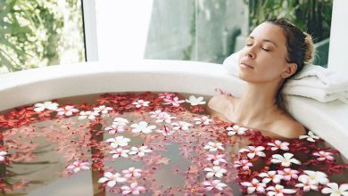 નહાવાની પરંપરા ક્યારથી શરૂ થઈ? જાણો હજારો વર્ષ જૂનો ઇતિહાસ અને શિયાળામાં ન નહાવા પાછળનું રસપ્રદ વિજ્ઞાન