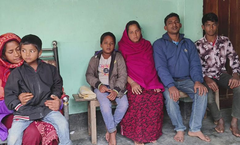 દિલ્લી પોલીસે બાંગ્લાદેશમાં ધકેલી દીધેલી સુનાલીને દીકરા સાથે ભારત પાછી લવાઈ