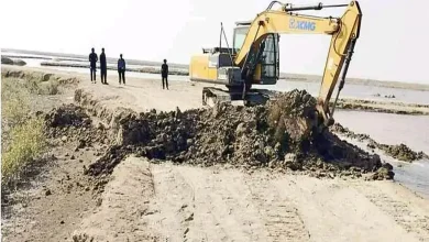 કચ્છના કાંઠાળ પટ્ટામાં મેગા ડિમોલિશન, પોર્ટ ઓથોરિટીએ મીઠાના અગરો પર બુલડોઝર ફેરવી કરોડોની જમીન ખાલી કરાવી