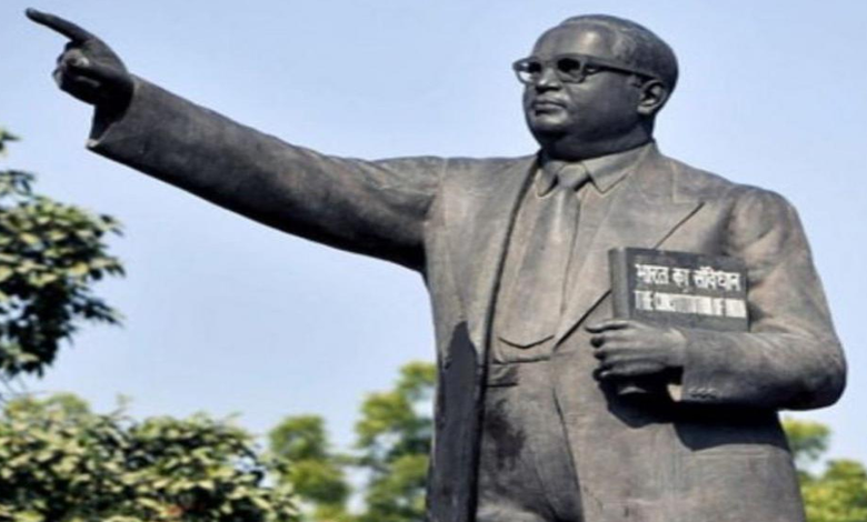 ૬ ડિસેમ્બર મહાપરિનિર્વાણ દિવસ નિમિત્તે મુંબઈમાં સરકારી કચેરીઓ માટે સ્થાનિક રજા જાહેર.