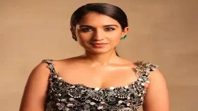 રાધિકા મર્ચન્ટ પોતાની બહેન અને પિતા સાથે સાડીની શોપિંગ કરતી, સિમ્પલ લૂકનો વીડિયો વાયરલ.