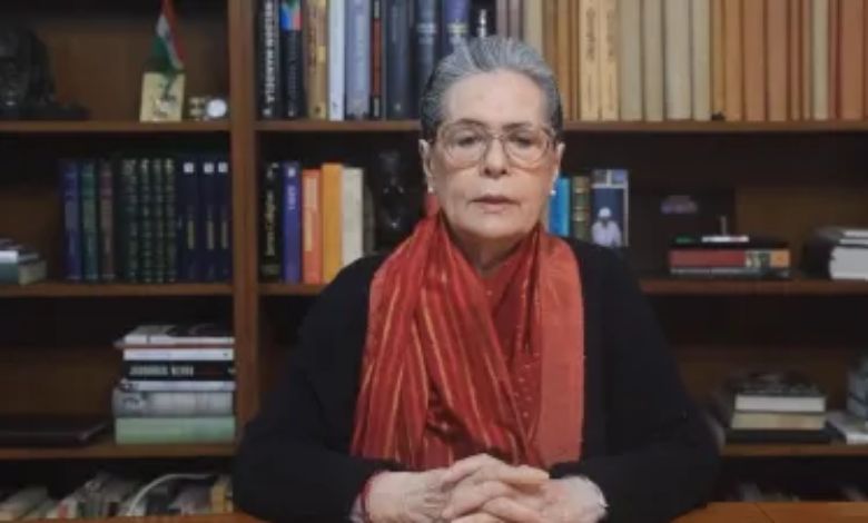 Government bulldozed MGNREGA: Sonia Gandhi sounded the alarm to save MGNREGA's existence