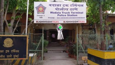 Police investigation at a residential building in Sion