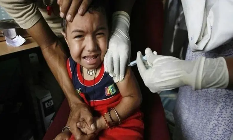 ધાનેરામાં આરોગ્ય વિભાગ દ્વારા ઓરીના કેસની તપાસ અને બાળકોનું હેલ્થ ચેકઅપ.