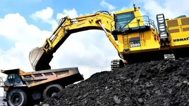 કોલ ઈન્ડિયા લિમિટેડનું કોલસાની ખાણનું દ્રશ્ય અને ભારત-પાડોશી દેશો વચ્ચેના વેપારનું પ્રતિકાત્મક ચિત્ર.