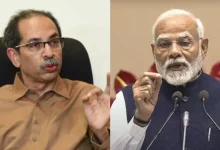 શિવસેના (UBT) પ્રમુખ ઉદ્ધવ ઠાકરે એક ઇન્ટરવ્યૂ દરમિયાન આક્રમક મૂડમાં.