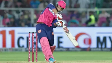 મેદાન પર બેટિંગ કરી રહેલો ભારતીય અંડર-19 ક્રિકેટર વૈભવ સૂર્યવંશી.