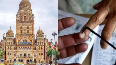 મુંબઈ: એશિયાની સૌથી શ્રીમંત કહેવાથી મુંબઈ મહાનગરપાલિકાની હજારો કરોડો રૂપિયાની ફિક્સ ડિપોઝિટ આ વખતની ચૂંટણીમાં રાજકીય પક્ષો માટે મહત્ત્વનો મુદ્દો બની ગયો છે. એક સમયે પાલિકા પાસે જુદી જુદી બેન્કમાં ૯૨ હજાર કરોડથી વધુ રૂપિયાની ફિક્સ ડિપોઝિટ જમા હતી, જે આજે ઘટીને લગભગ ૮૦ હજાર કરોડ પર આવી ગઈ છે.