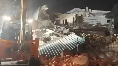 દિલ્હીના તુર્કમાન ગેટ પર બુલડોઝર કાર્યવાહી વખતે પથ્થરમારો: એફઆઈઆરમાં મોટા ખુલાસા