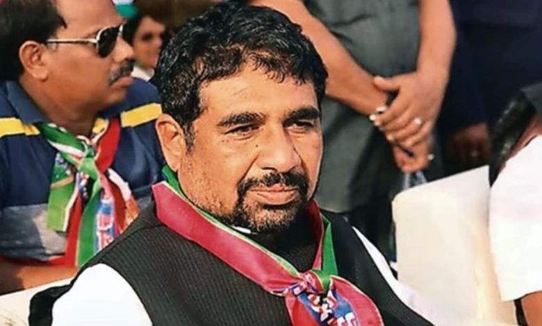 ભાજપ છોડીને આવેલ મહેશ વસાવા કૉંગ્રેસમાં જોડાશે: કેવી રહી છે આ આદિવાસી નેતાની રાજકીય સફર?