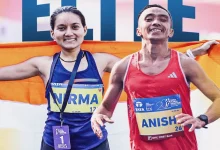 મુંબઈ મૅરેથનમાં દોડતા એલીટ રનર્સ અને વિજેતા નિરમાબેન ઠાકોરની પ્રતીકાત્મક તસવીર.