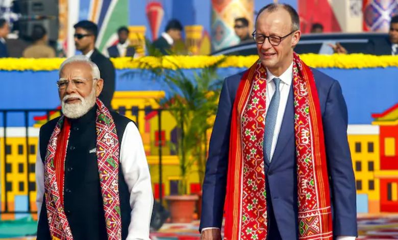 PM મોદી અને જર્મન ચાન્સેલરની મોટી જાહેરાત: ગ્રીન હાઈડ્રોજન અને અર્બન મોબિલિટીમાં વધારશે સહયોગ ભારત અને જર્મની વચ્ચે સંરક્ષણ, સેમીકન્ડક્ટર અને શિક્ષણ ક્ષેત્રે મહત્વના કરારો: વેપાર 50 અબજ ડોલરને પાર