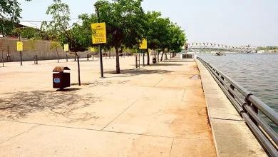 અમદાવાદ સાબરમતી રિવરફ્રન્ટનો સુંદર નજારો અને રિવરફ્રન્ટ ડેવલપમેન્ટ પ્રોજેક્ટનું દ્રશ્ય.