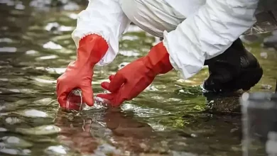 ઇન્દોરના ભાગીરથપુરામાં દૂષિત પાણીની અસરથી બીમાર વ્યક્તિઓ અને દુઃખી પરિવારની પ્રતિકાત્મક તસવીર.