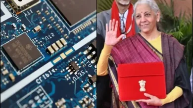 બજેટ 2026માં સેમીકંડક્ટર ચિપ મેન્યુફેક્ચરિંગ અને ડિજિટલ ઇન્ડિયાના પ્રતીકાત્મક ગ્રાફિક્સ સાથે નાણાં મંત્રી નિર્મલા સીતારમણ.