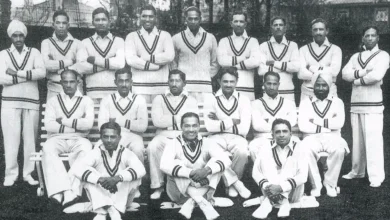 ભારતની પ્રથમ ટેસ્ટ ક્રિકેટ ટીમ 1932 અને કેપ્ટન સી. કે. નાયુડુની તસવીર.