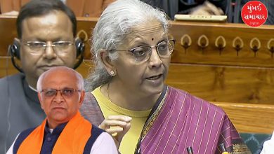 મુખ્યમંત્રી ભુપેન્દ્ર પટેલ કેન્દ્રીય બજેટ અંગે નિવેદન આપતા હોય તેવી તસવીર.