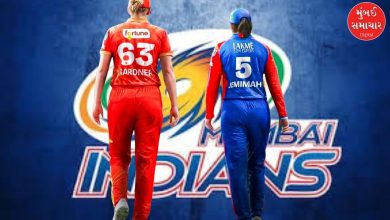 WPL મેચ દરમિયાન દિલ્હી કેપિટલ્સની કેપ્ટન જેમિમા રોડ્રિગ્સ અને ગુજરાત જાયન્ટ્સની કેપ્ટન એશ ગાર્ડનરની તસવીર.