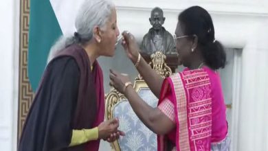 President Droupadi Murmu offering curd and sugar to Finance Minister Nirmala Sitharaman at Rashtrapati Bhavan.