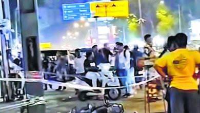 ખારમાં વેપારી પર બિલ્ડિંગના સ્લૅબનો ભાગ પડ્યો: મકાનમાલિક વિરુદ્ધ ગુનો