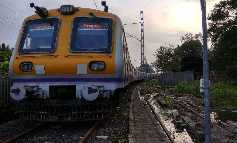 Railways has taken a big decision to stop the delays of local trains in Mumbai, what will be the benefit?