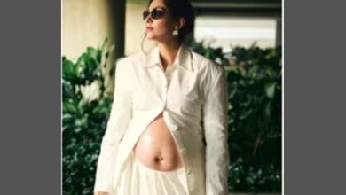 This Bollywood actress is pregnant for the second time in 40 years, shares maternity photoshoot photos in an all white look...